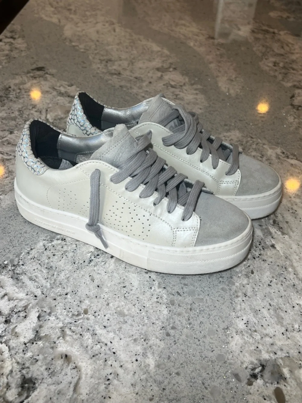 P448 Italian Thea Platform Sneakers White Silver Grey Suede Size EU36 US6 EUC